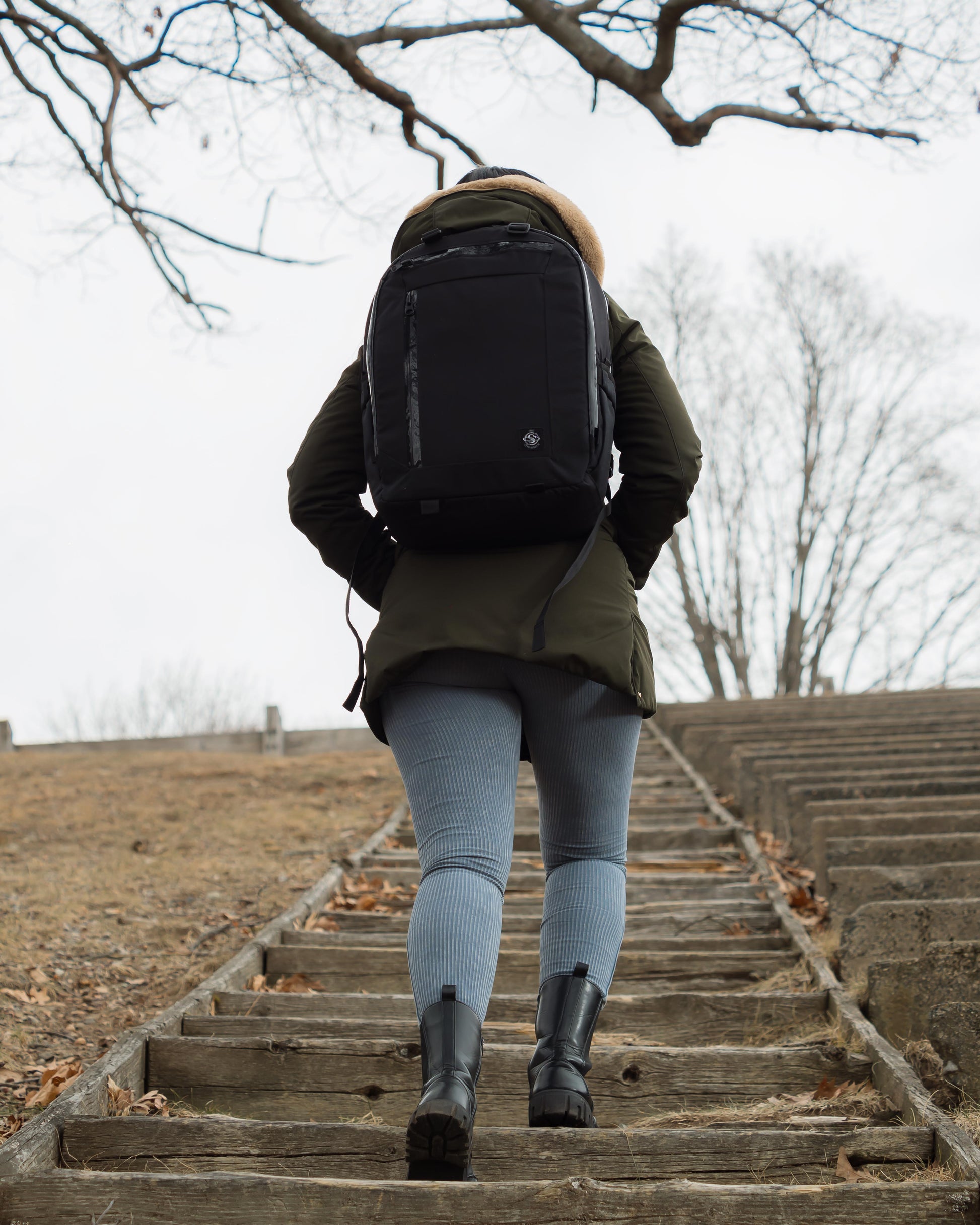 "Strnwatch Wheelhouse Backpack – A Sleek, Versatile Backpack for Work, Travel, and Everyday Adventures."